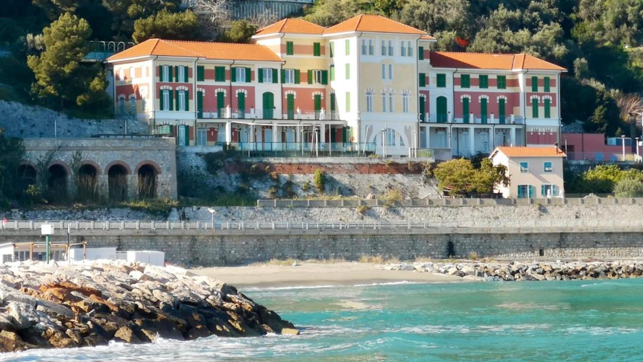 Hotel Del Golfo Finale Ligure Exteriör bild
