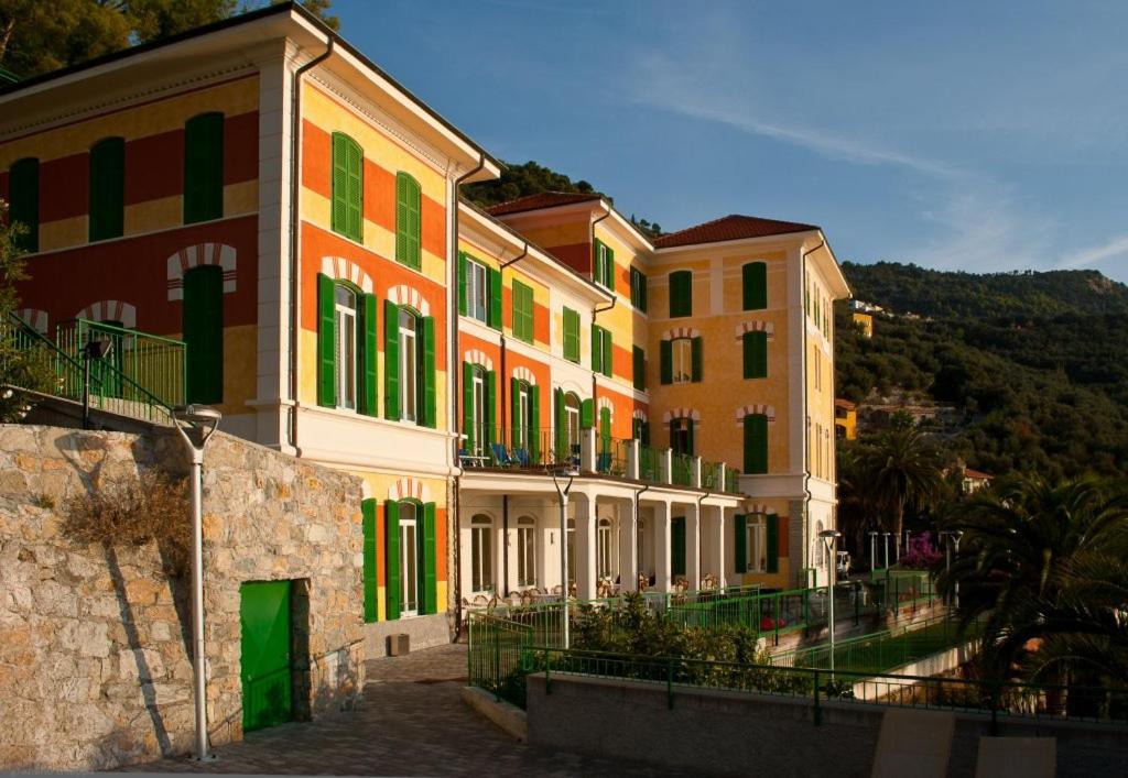 Hotel Del Golfo Finale Ligure Exteriör bild