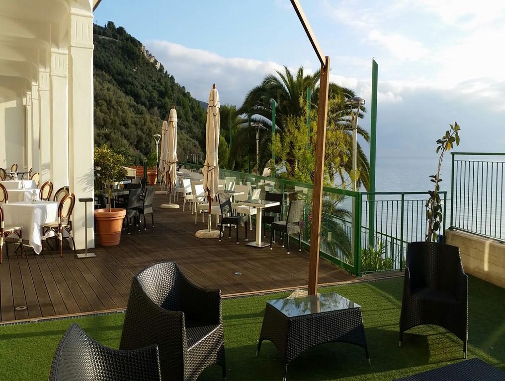 Hotel Del Golfo Finale Ligure Exteriör bild